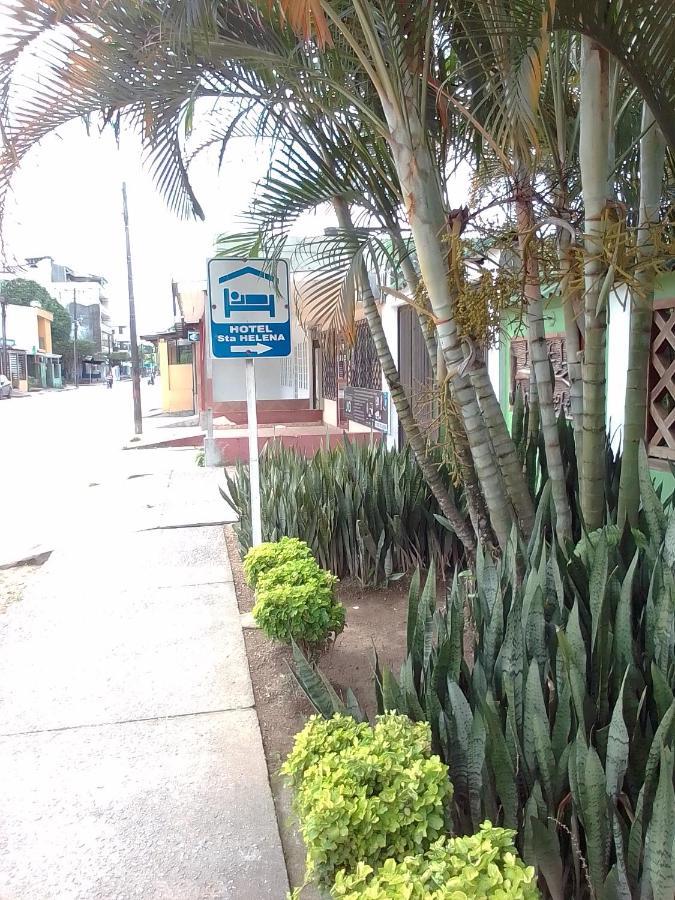 Hotel Santa Helena Leticia Ngoại thất bức ảnh